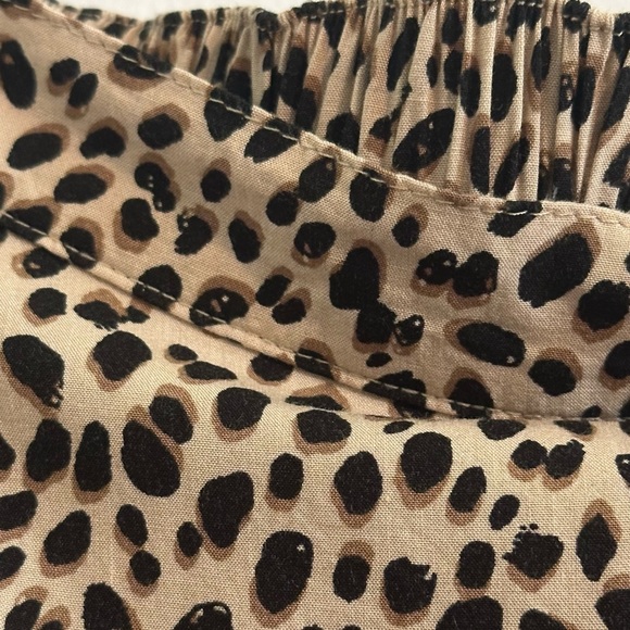 Cheetah Print Mini Skirt - Picture 6 of 9